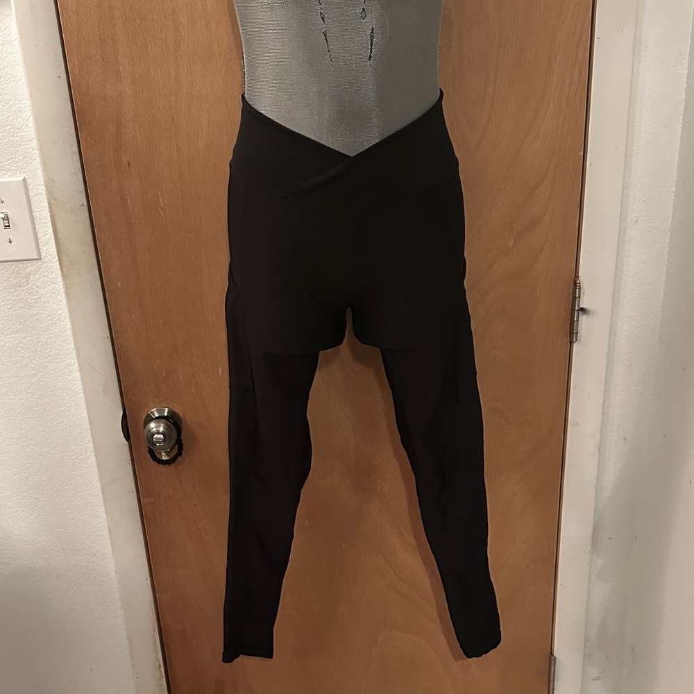 Women's Black High-Waisted Leggings